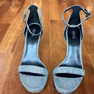 Sparkles and heels. 👠 These are comfy high heels.